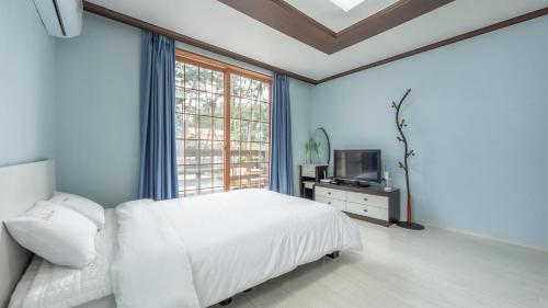 1 double bed