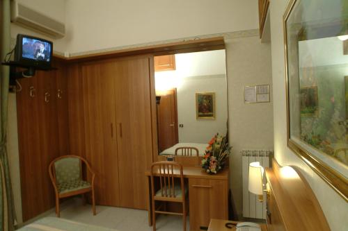 Hotel Teti - image 10