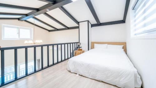 Hongcheon D-day pension&camping