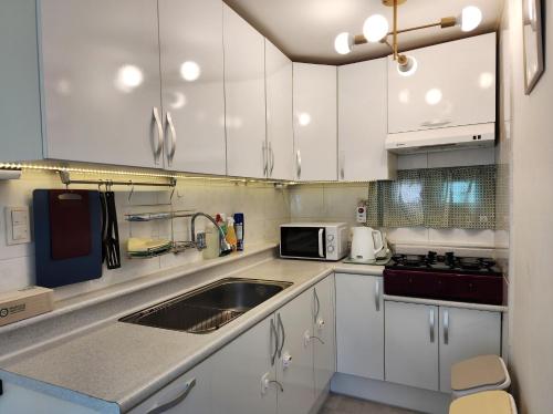 Gyedong byeolchae, Bukchon hanok village & Namsan tower city view Warm morning sunshine Tranquil Rest