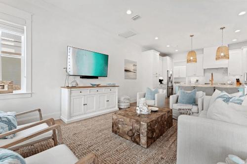 Sea Pointe Cottage by AvantStay Pet-Friendly Pool Blue Mountain in Santa Rosa Beach, USA