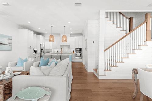 Sea Pointe Cottage by AvantStay Pet-Friendly Pool Blue Mountain in Santa Rosa Beach, USA