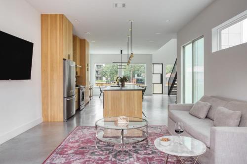 Melody by AvantStay Peloton included sleek home in Austin, USA