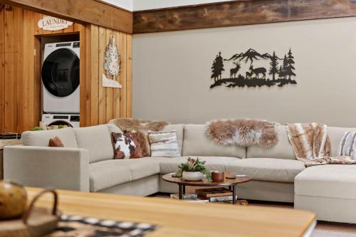 Does Delight by AvantStay Peaceful Lake Retreat in Lake Harmony, USA