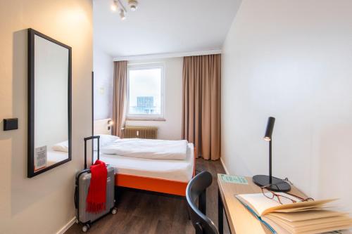 MEININGER Hotel München Zentrum – Munich, CO