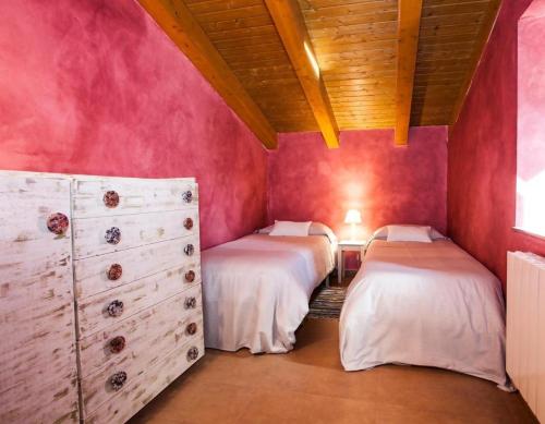 La Xiquella, formatges artesans i masoveria in Vall D'En Bas