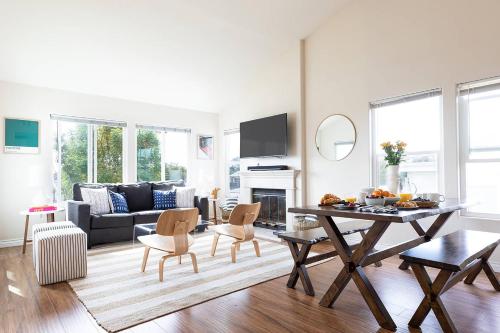 Sonrisa 2 Unit Buyout I II by AvantStay Pacific Beach Views in San Diego, USA