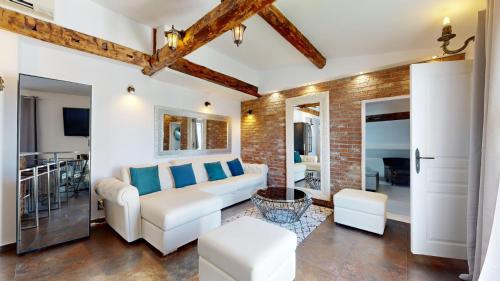 Bluestay 201 - Superb apartment in Paris - Pension de famille - Paris