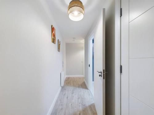 Chic 1-Bedroom Apartment, Belfast