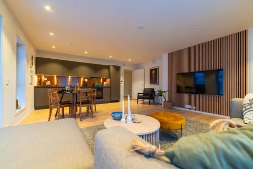 Two-Bedroom Apartment with Terrace and Sea View
