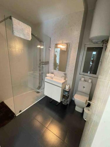 Charming 2-bedroom 2 bath apartment - Sliema - Tap to explore photos