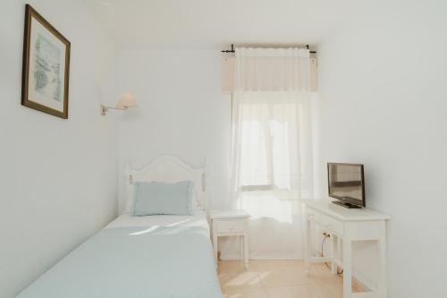Mare Estepona Hotel - image 6