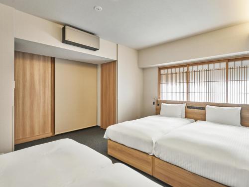 One Bedroom Apartment (4 Single-Beds) image 10