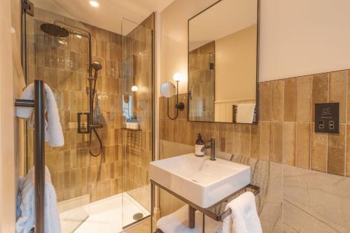 Pine Trees Hotel Pitlochry - image 4