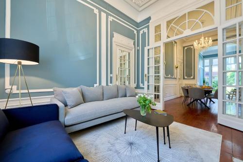 Luxurious 6-BR Mansion Near European Union, Brüssel (Foto 2)