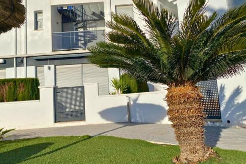 Apartment image 8