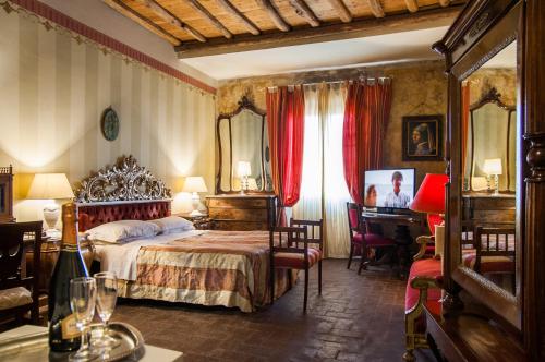 Al Tuscany