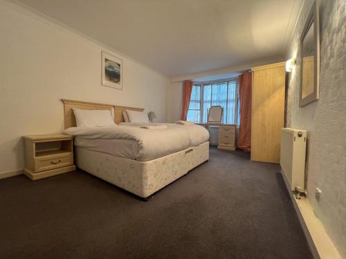 Hertford Court – London