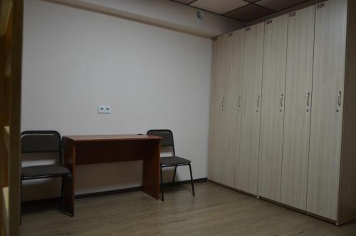 Bed in 6-Bed Mixed Dormitory Room image 5