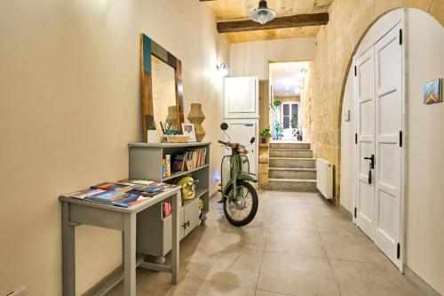 12 -16 , Pacifiku Scicluna, Birgu (foto 10)