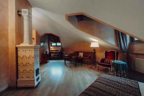 619338105 Villa Novecento Romantic Hotel - Estella Hotel Collection