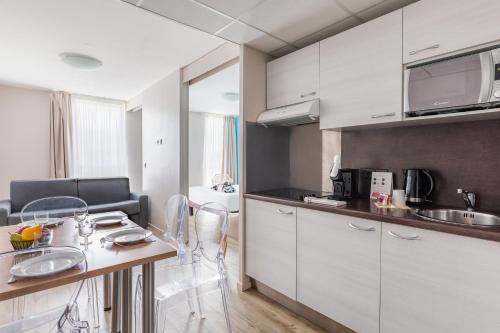 Appart’City Confort Vannes - image 14