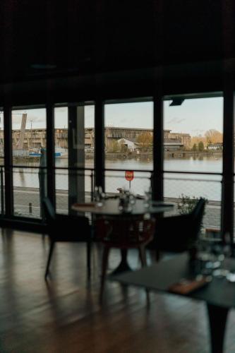 Radisson Blu Hotel Bordeaux - image 2
