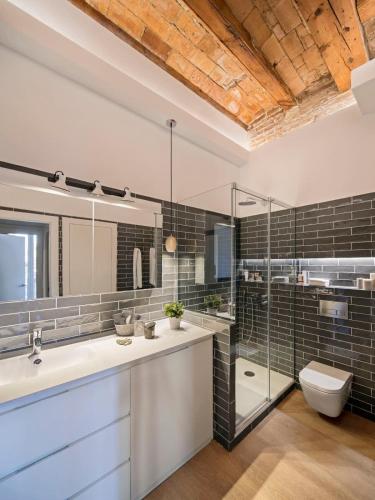Pau Claris - Design apt next to Paseo de Gracia, Барселона (фото 7)