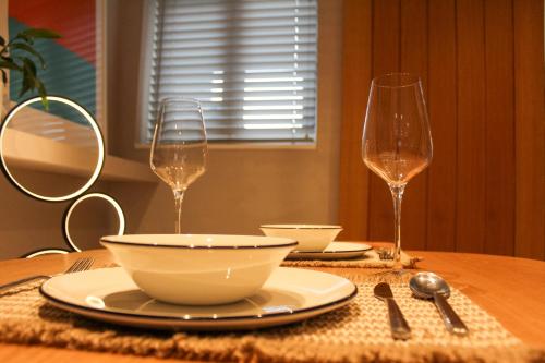 Cosy Chester Cottage with Garden by Rework Accommodation - image 2