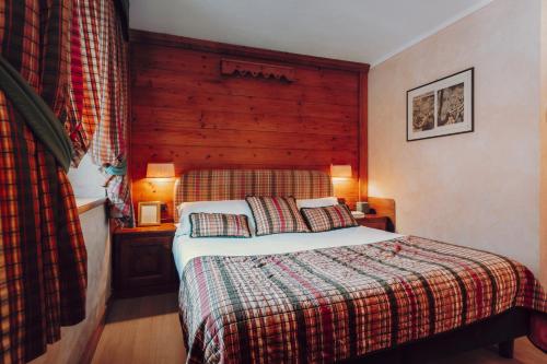 619357010 Villa Novecento Romantic Hotel - Estella Hotel Collection