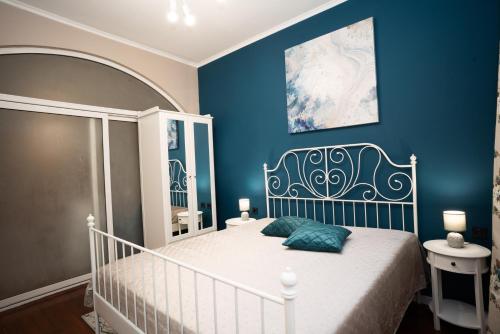 Casa Blue - Two BDR Suite next to NDK - Tap to explore photos