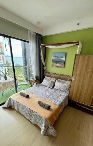 Sea View & Pool View & WiFi & Netflix at Iman Kazoku TimurBay Ville Studio 2BDR, Kuantan (fotografie 7)
