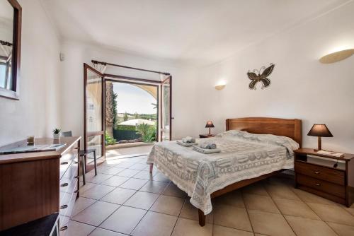 Located in an exclusive residential area of Vilamoura - image 8
