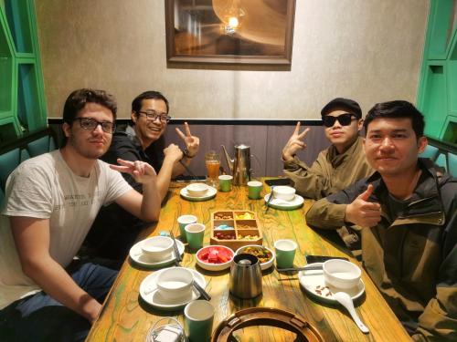 อาหารและเครื่องดื่ม, 云泊青年酒店乌鲁木齐高铁站店 Yunbo Youth Hostel Ürümqi (云泊青年酒店乌鲁木齐高铁站店 Yunbo Youth Hostel Urumqi) in อุรุมชี