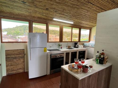 Cucina, Suite Mikuna con vista al mar in Olon