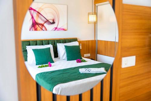 Mogons Exclusive Hotel - Tap to explore photos