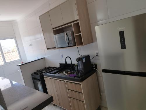 ห้องครัว, Apartamento novo e aconchegante, perto da praia in ซิดาเดโอเซียน