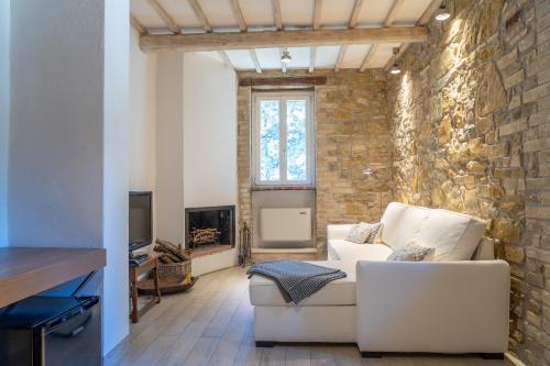One-Bedroom Suite image 3