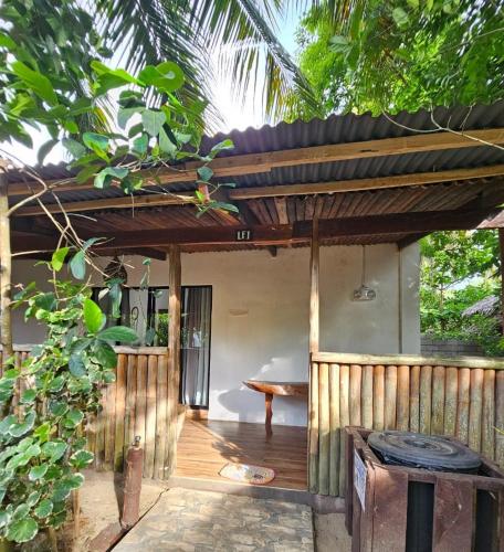 Big BamBoo Beach Resort Sipalay Room Type - Deluxe Family Room
