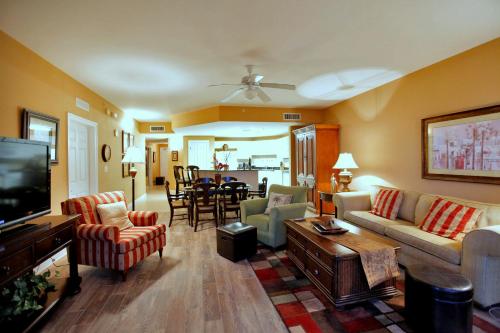 Calypso Resort by Panhandle Getaways - image 14