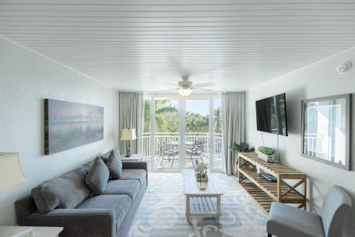 The Exuma Cay -Pool View & Parking in Key West, USA