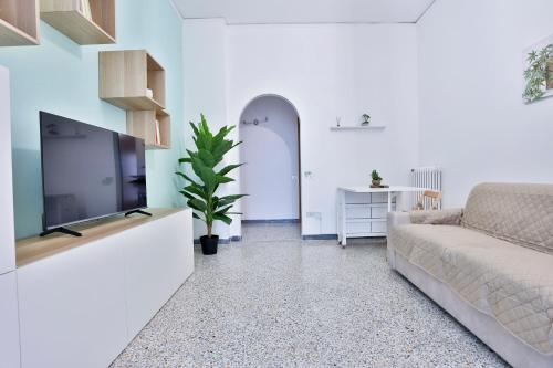 GuesHost - Casa Caramata Airy Apartment near the Sea, Salerno (foto 11)