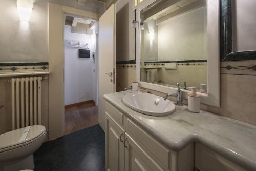 Bergamo Alta - Funicolare Apartment, Bergamo (Foto 6)