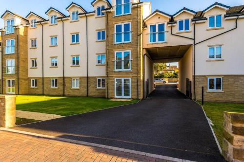 เมซ-ฟิตซาลัน (Maiz-Fitzalan) in วูดเฮาส์