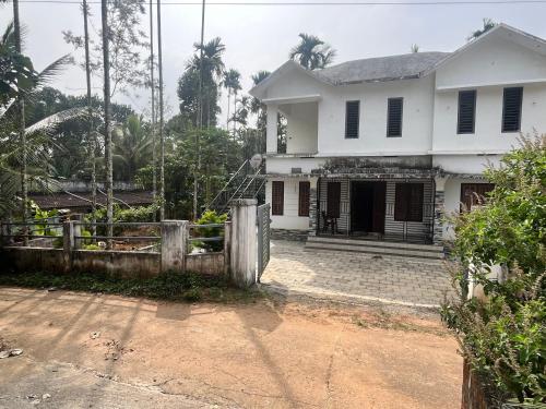 A szálláshely kívülről, Nilaavu Homes - The Staycation at Wayanad in Varadoor