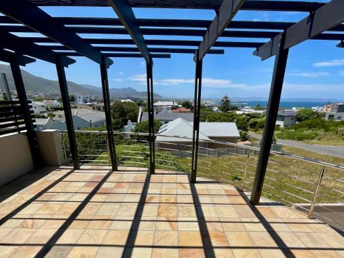 Bird's View Guest Accommodation 5