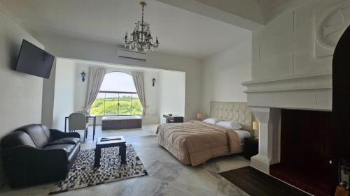 1 queen bed
