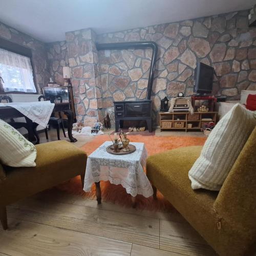 Το Πέτρινο της Γιαγιάς, Florina (Foto 2)