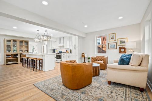 New! All Star Annapolis Retreat - Walk To Stadium in Annapolis, USA