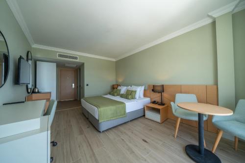 1 doppelbett oder 2 einzelbetten, deluxe, meerblick, balkon